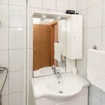 Gloria Apartment Potomje