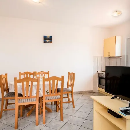 Gloria Apartmán